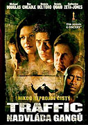 Traffic - nadvláda gangů (2000)